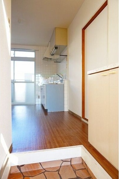 マロンガーデンT・K 玄関