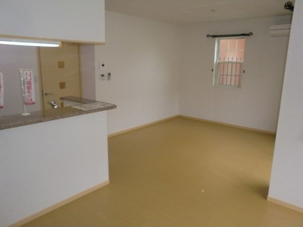 メルヴェィユ-　パルファンA リビング