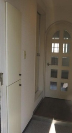 ベルピア日進第２ 玄関