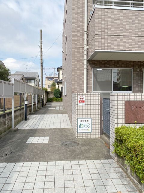 ドミール東大宮 302号室 外観