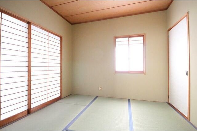 日進町貸家 ベッドルーム