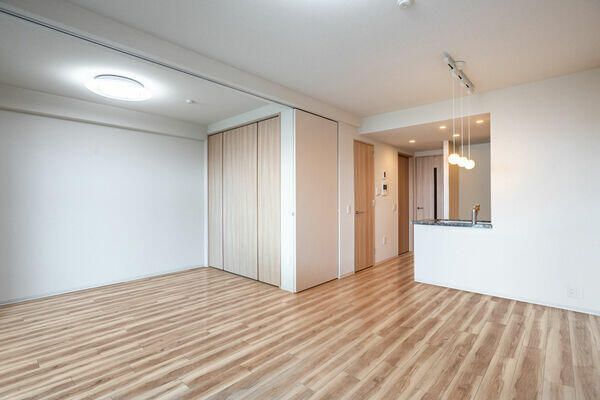 プラウド浦和高砂マークス 玄関