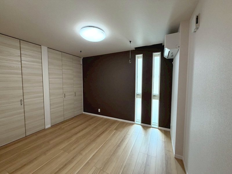 ルクセール　タカバ その他9