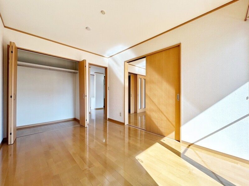 ガーデンヒルズ ベッドルーム