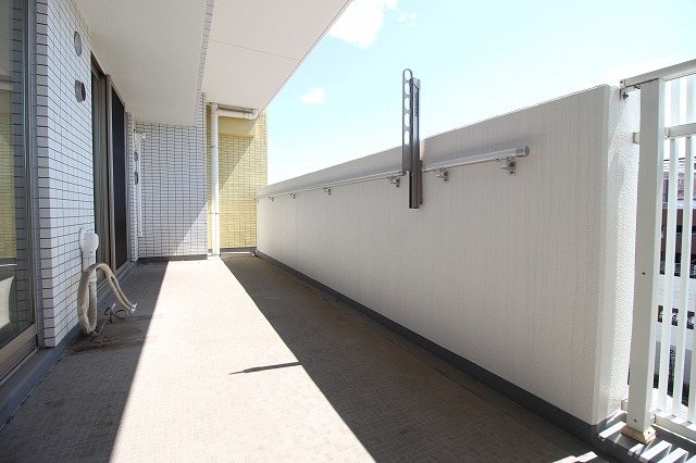 イニシア大宮宮原　コンフォートリッジ ベランダ