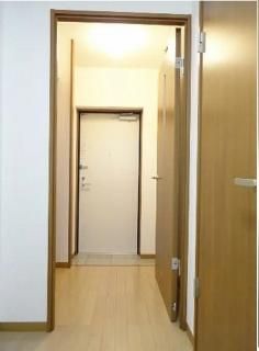 スリーライト 玄関