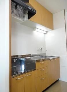 スリーライト キッチン