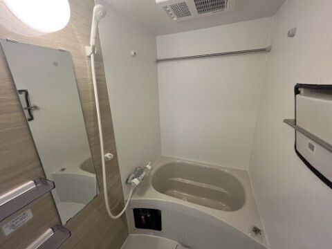 ジーメゾン埼玉本郷町 風呂画像