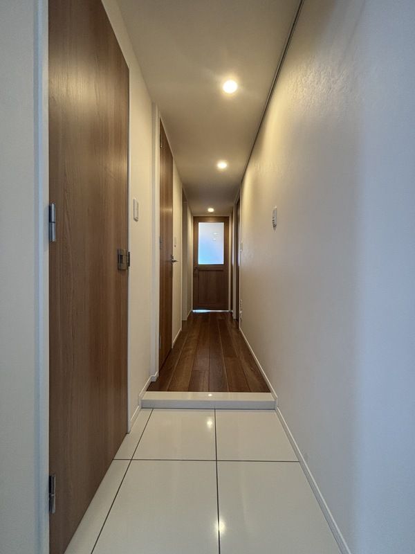 ルピアコート西大宮ステーションビュー 玄関