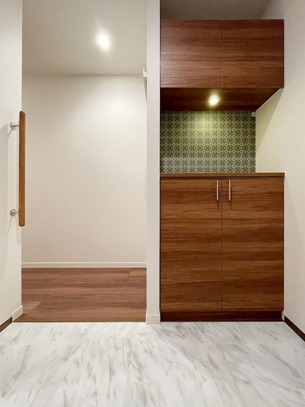 染（せん） 玄関