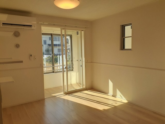 コートヴィレッジ　かすみ リビング