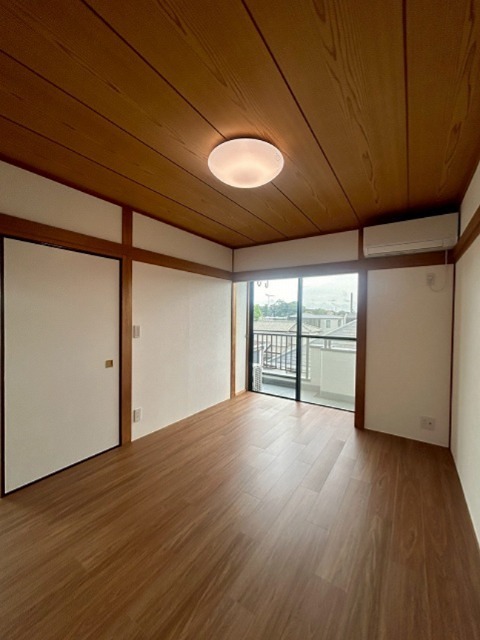 T＆Mビル ベッドルーム