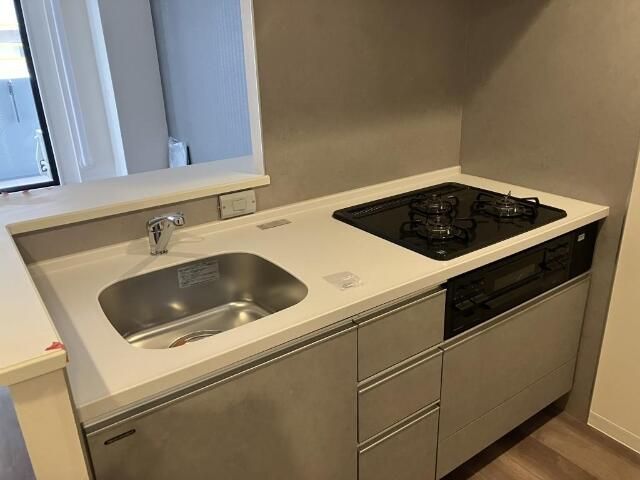 Ｒｅｓｉｄｅｎｃｅ　Ｏｍｉｙａ　Ｈｉｋａｗａｓａｎｄｏ キッチン