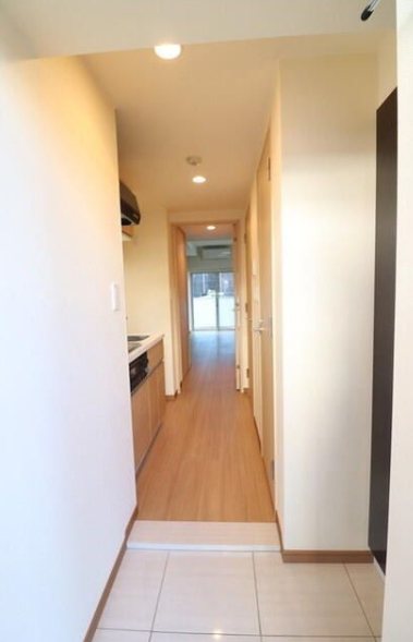 アクシーズタワー新都心 玄関