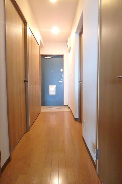 アステリ与野本町弐番館 玄関