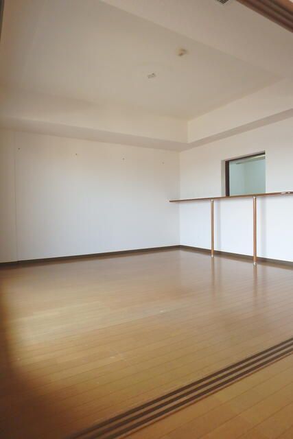 アステリ与野本町弐番館 リビング