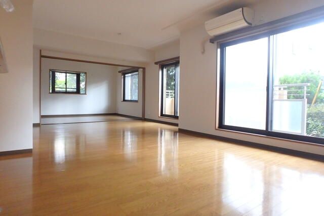 アステリ与野本町弐番館 リビング