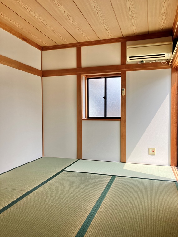 南中丸戸建 玄関