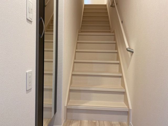 リブロ弐番館 玄関