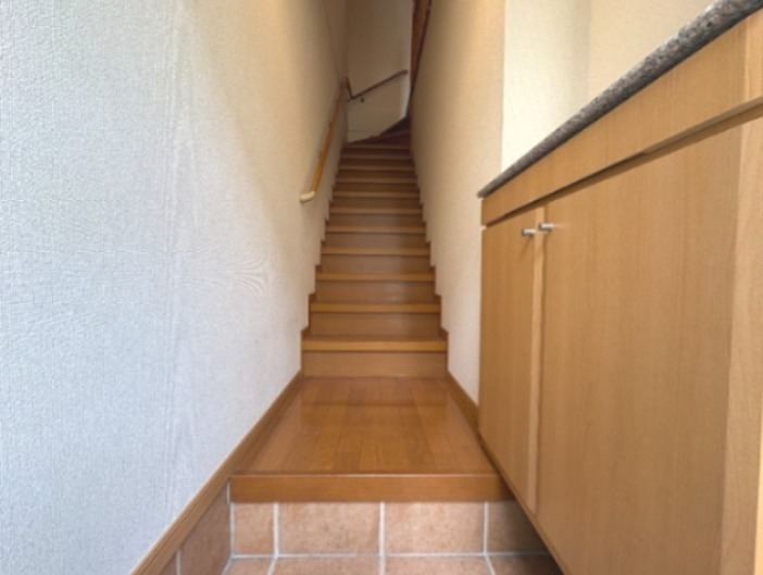 ハウディ五番町 玄関