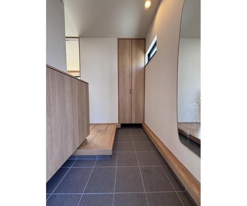 上尾市本町６丁目戸建て  玄関