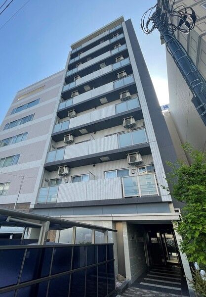 iZAMi 102号室 外観