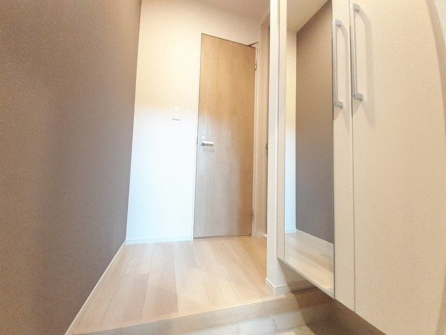 コート　ド　レシェ 玄関