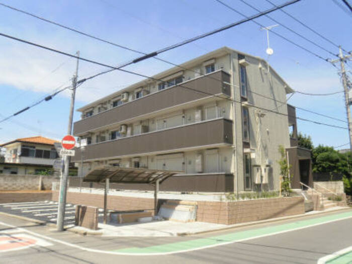 シャルマン元町 301号室 外観