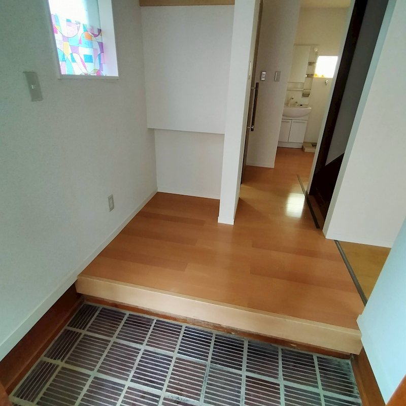 上尾下戸建 玄関