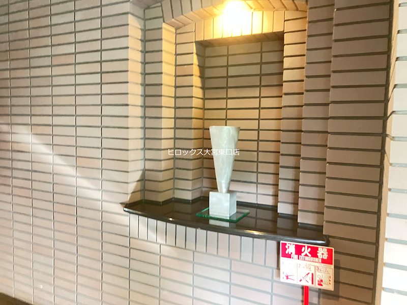 日勝堂ビル 玄関