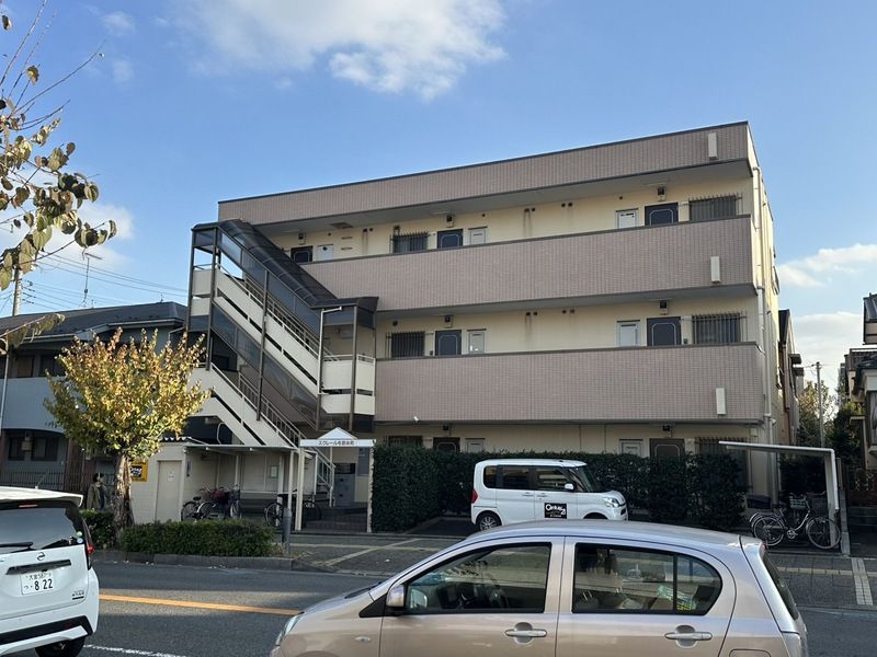 エクレール与野本町 103号室 外観
