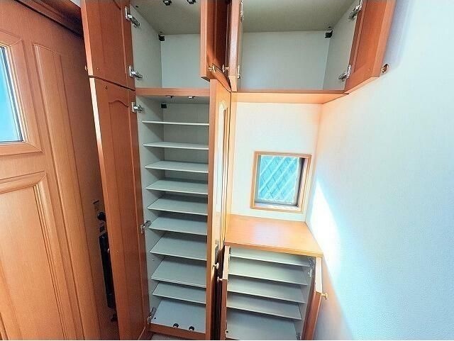針ヶ谷４丁目戸建 玄関