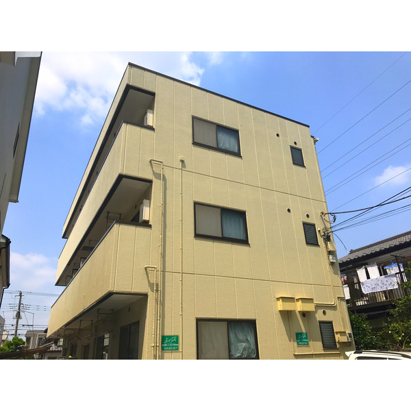 エミグランド 201号室 外観