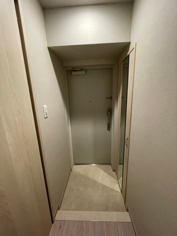 ラグゼナ浦和 玄関