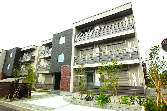 グランレーヴ大宮 102号室 外観