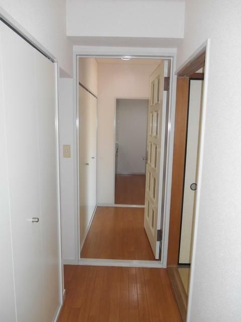 ドミノ大宮マンション 玄関