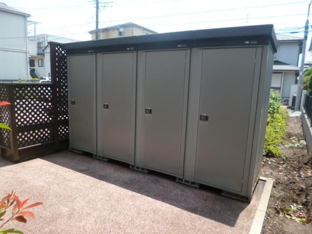 アン　ジュール 駐車場