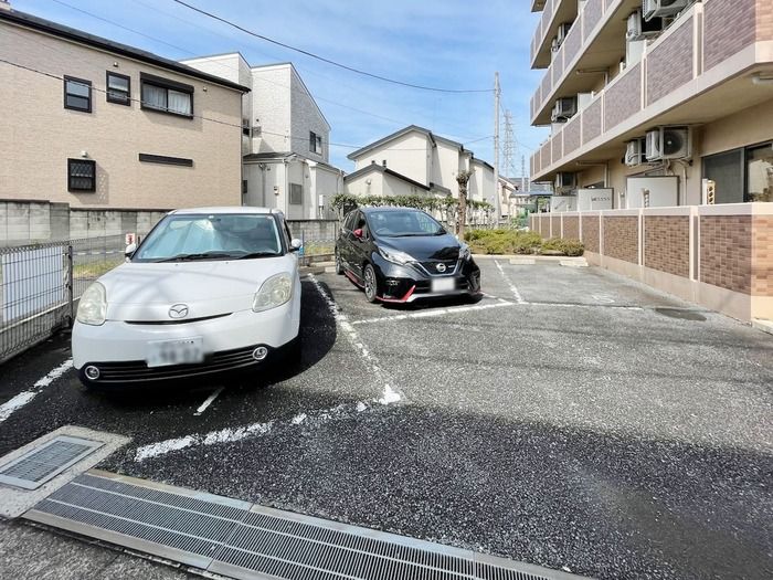 Ｂｒｉｇｈｔ Ｈｉｌｌｓ 駐車場