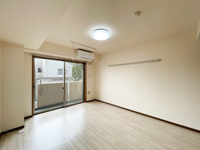 Ｂｒｉｇｈｔ Ｈｉｌｌｓ ベッドルーム