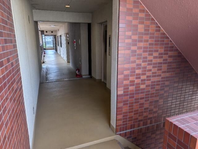 ファーストパレス与野本町 ロビー