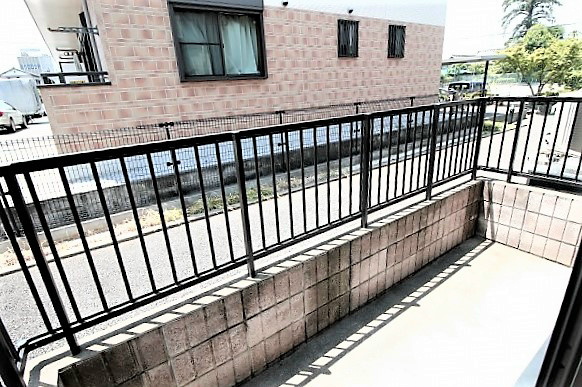 セラヴィ沼南 庭