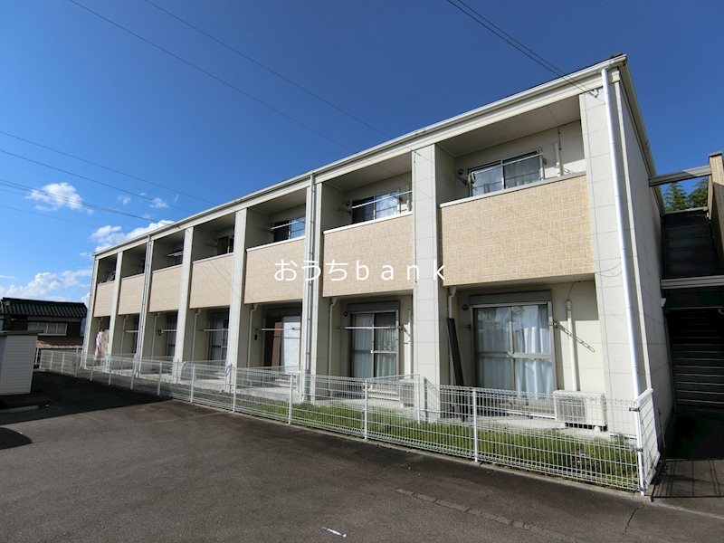 Apartment NAKAYA 外観
