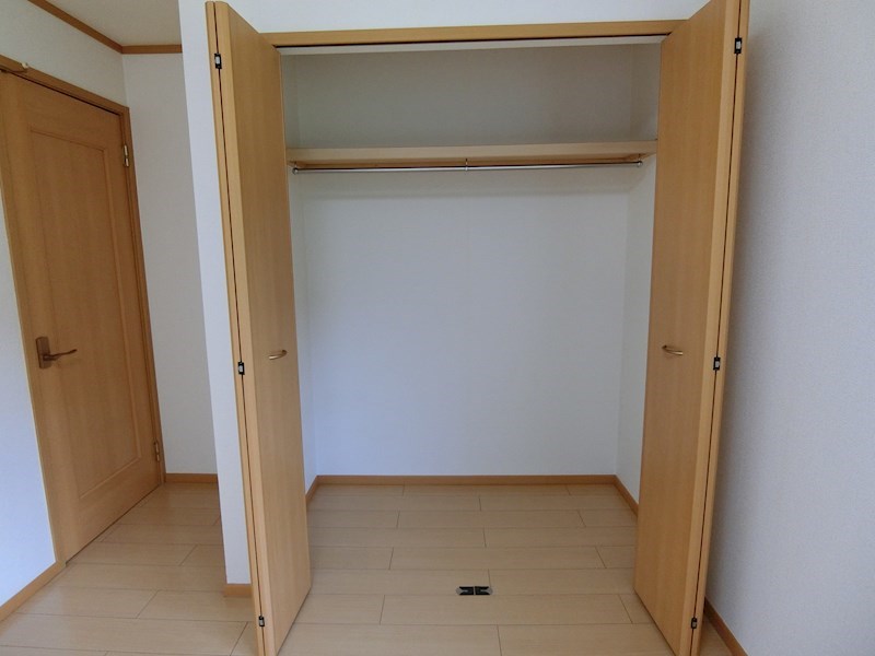 グリシーヌ A 収納