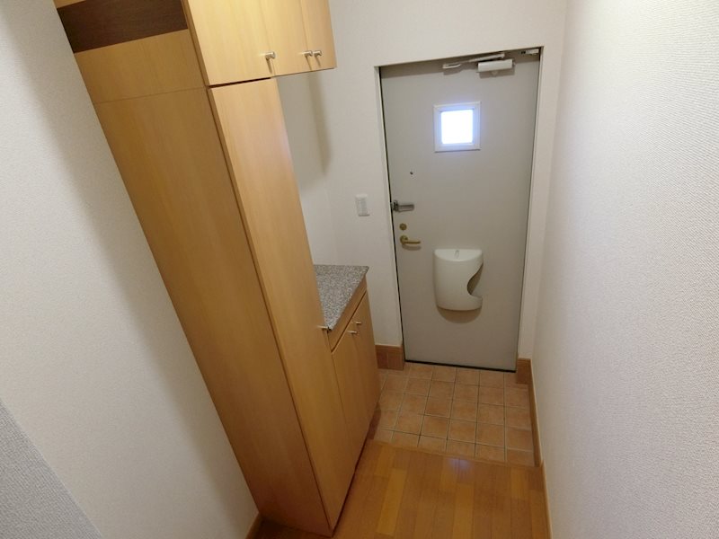 グランツ・ニムラ 玄関