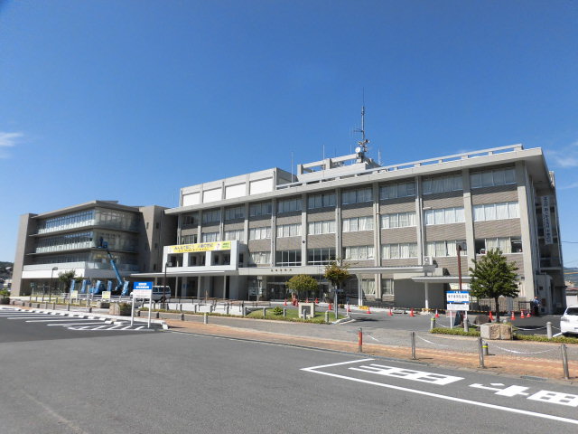 タコマコート 役所