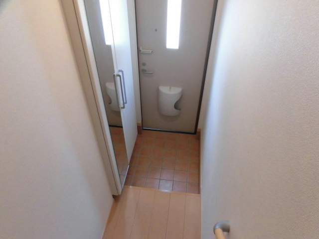 コットンハウスA 玄関