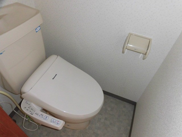 ニューハイツ明峰 トイレ