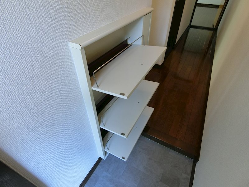 オータム桃山　Ａ棟 玄関