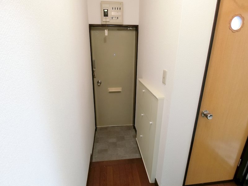 オータム桃山　Ａ棟 玄関