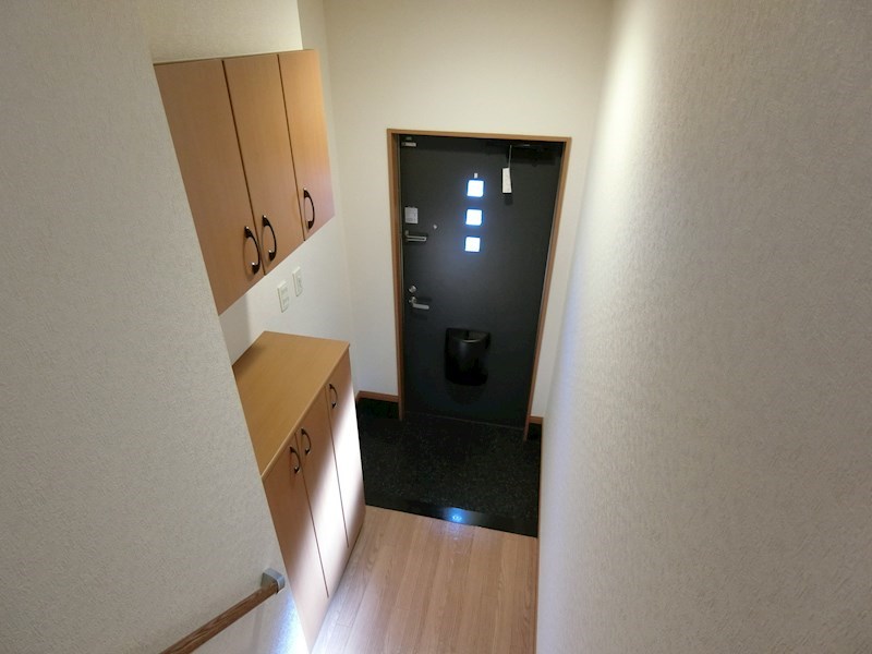 エミネンス２ 玄関